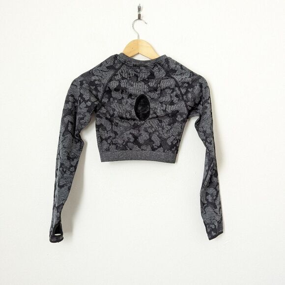 Gymshark black grey camo Adapt seamless long sleeve crewneck training crop top - Picture 3 of 3
